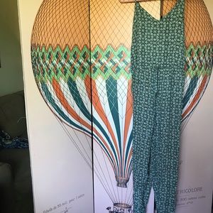 Floral jumpsuit with pockets NWOT